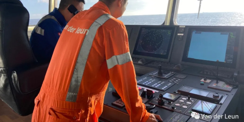 Damen-RoPax-Ferry-Console